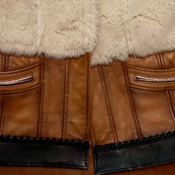 Absolutely stunning Coach 1941 Runway Shearling and leather coat! 😍 - Picture 4 of 13
